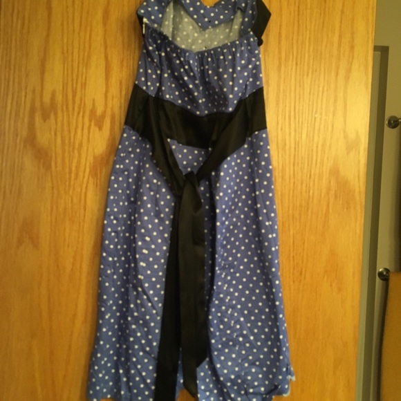 London Vintage Halter Top Dress - Picture 3 of 6